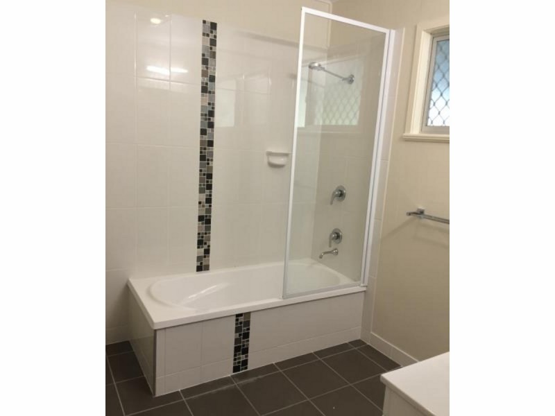 360 Philp Avenue, Frenchville QLD 4701